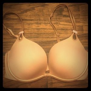 Victoria’s Secret Sexy Little Things Bra